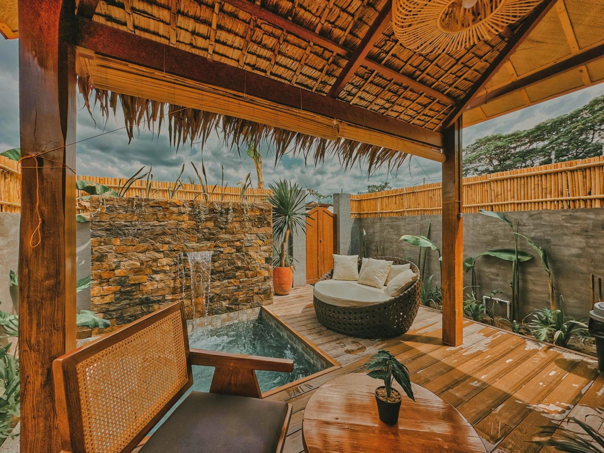 Reca Resort Official Porac Room photo